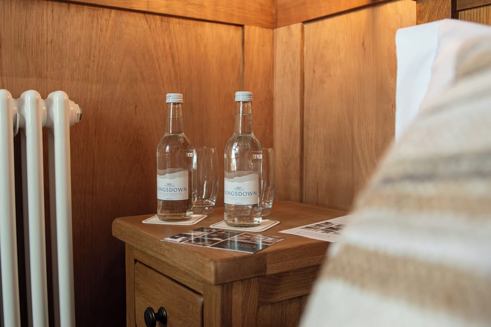 Deluxe Double Room with Bath | In-room safe, desk, laptop workspace, iron/ironing board