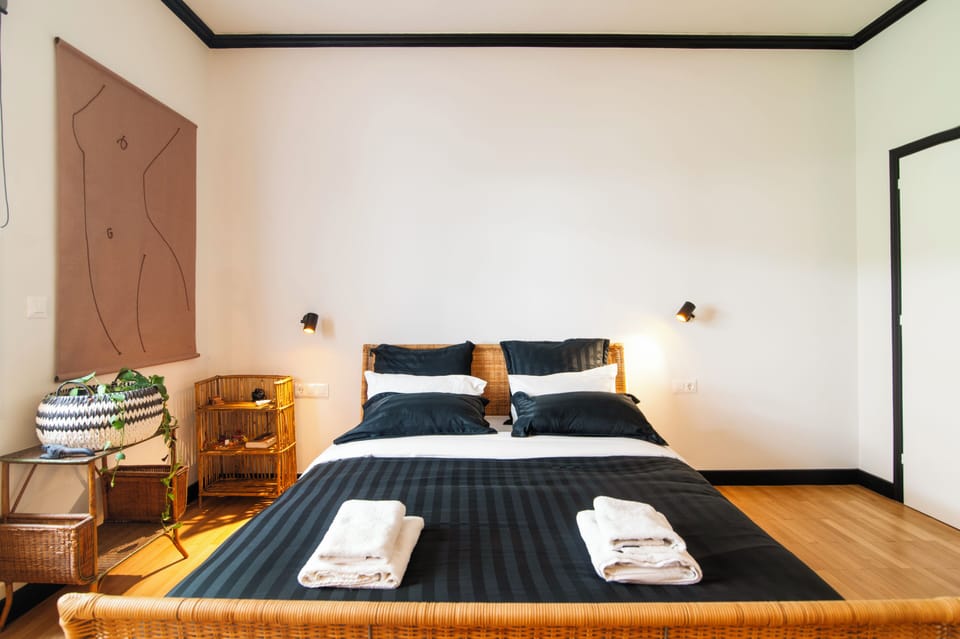 Stylish Jungle Retreat Kolonaki Center Apartment in Athens