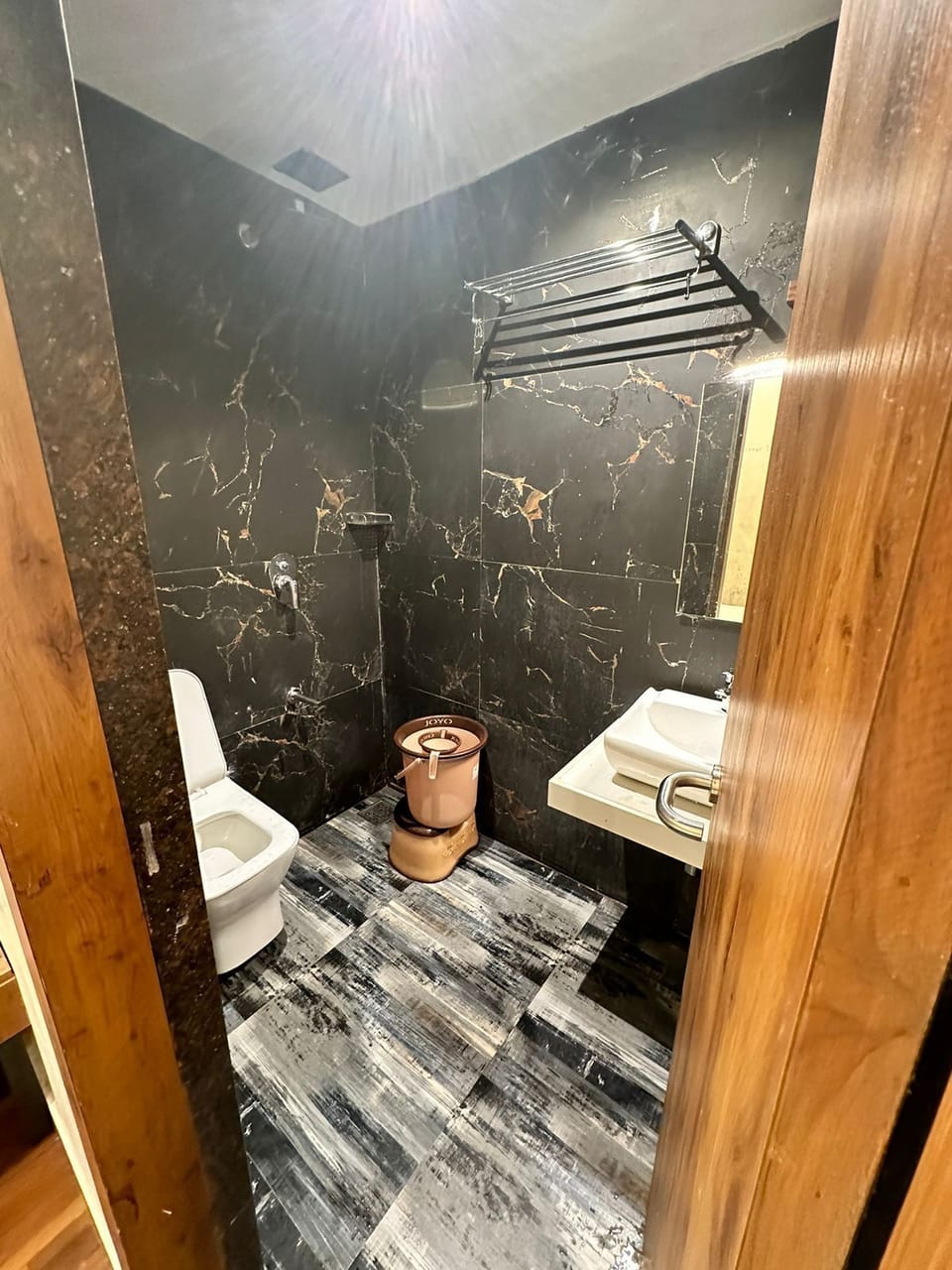 Standard Room | Bathroom
