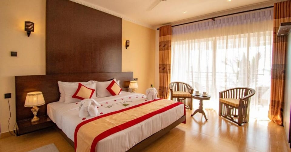 Deluxe Double Room, Air conditioning, Sea View | Free WiFi, bed sheets