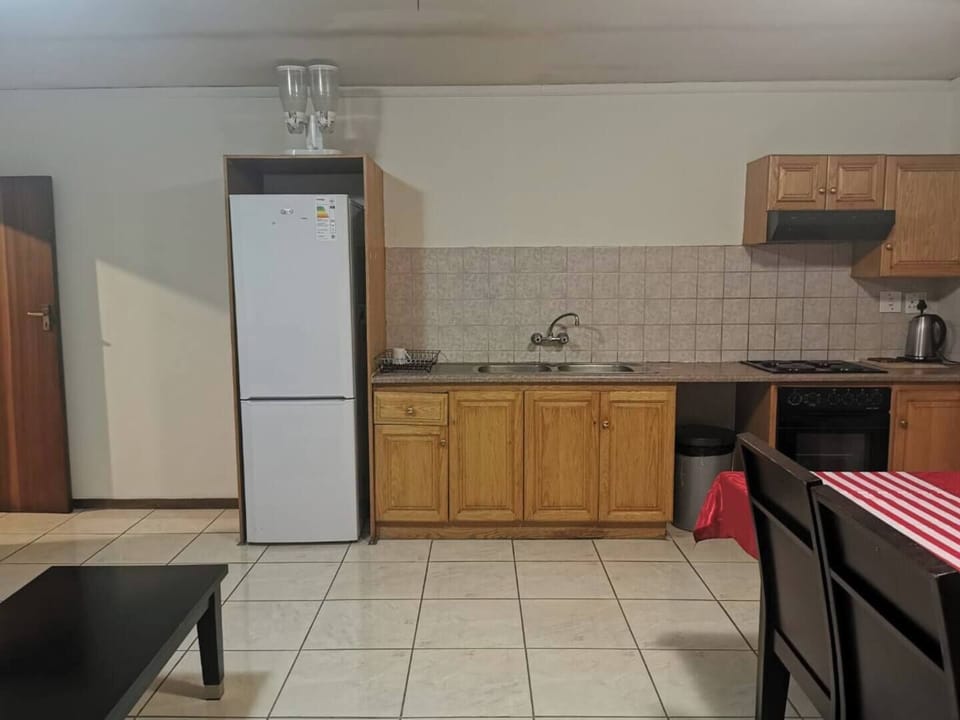 Room, Multiple Bedrooms, Smoking, Balcony | Private kitchen