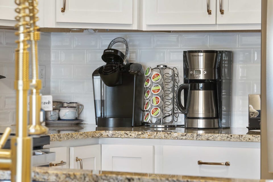 Condo, Multiple Beds, Balcony (Pleasant View on Taneycomo) | Private kitchen | Fridge, microwave, stovetop, dishwasher