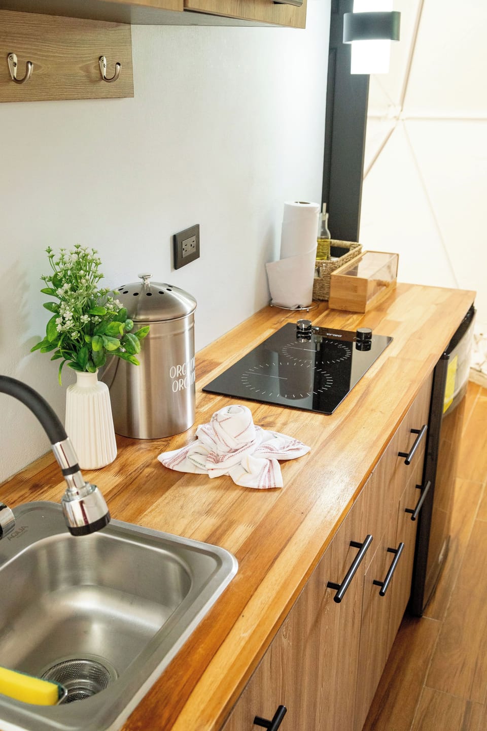 Standard Tent, Air conditioning | Private kitchen | Coffee/tea maker, toaster, rice cooker, blender