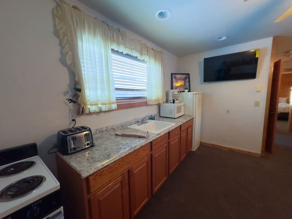 Full Kitchen