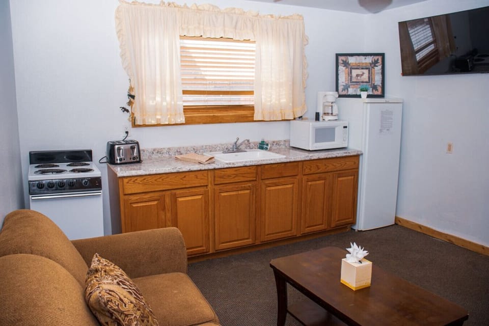 Full Kitchen