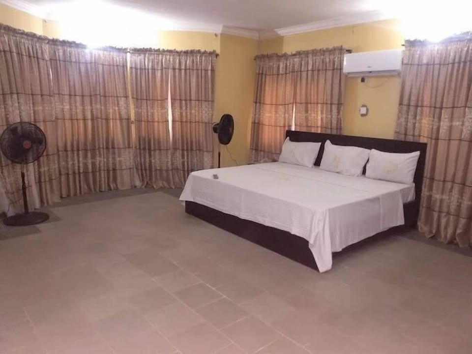 Economy Room, Balcony, City View | Desk, laptop workspace, blackout drapes, soundproofing