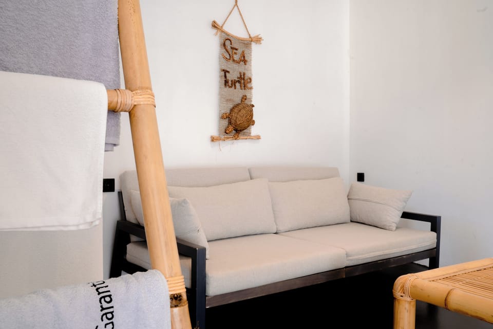 Premium Studio, Beach View | Minibar, in-room safe, free WiFi, bed sheets
