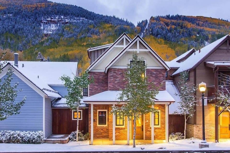 Evening exterior of South Oak Retreat facing W Pacific - Telluride Ski Resort just behind the home