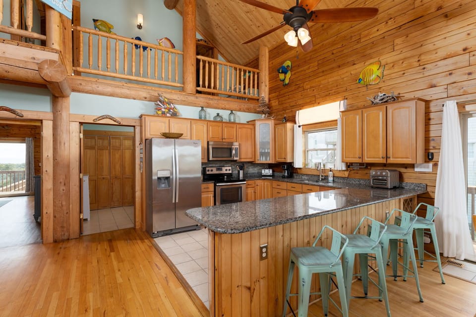 Dining area off the kitchen