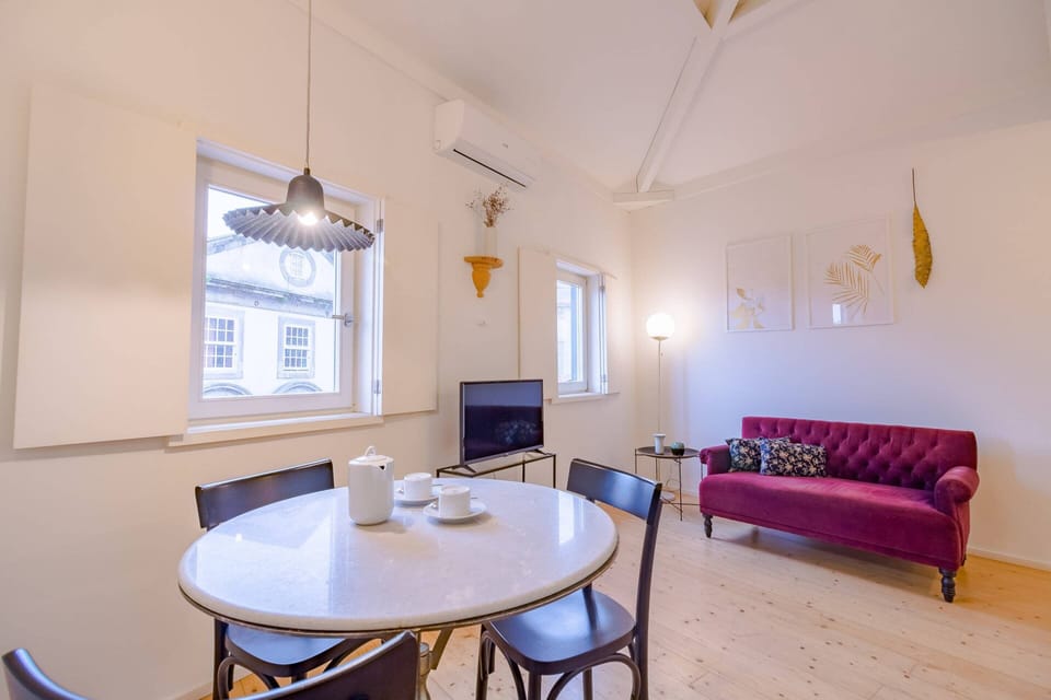 Apartment | Dining