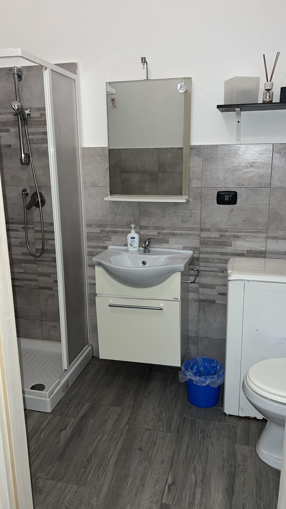 Family Studio, Private Bathroom | Bathroom | Shower, hair dryer, towels, soap