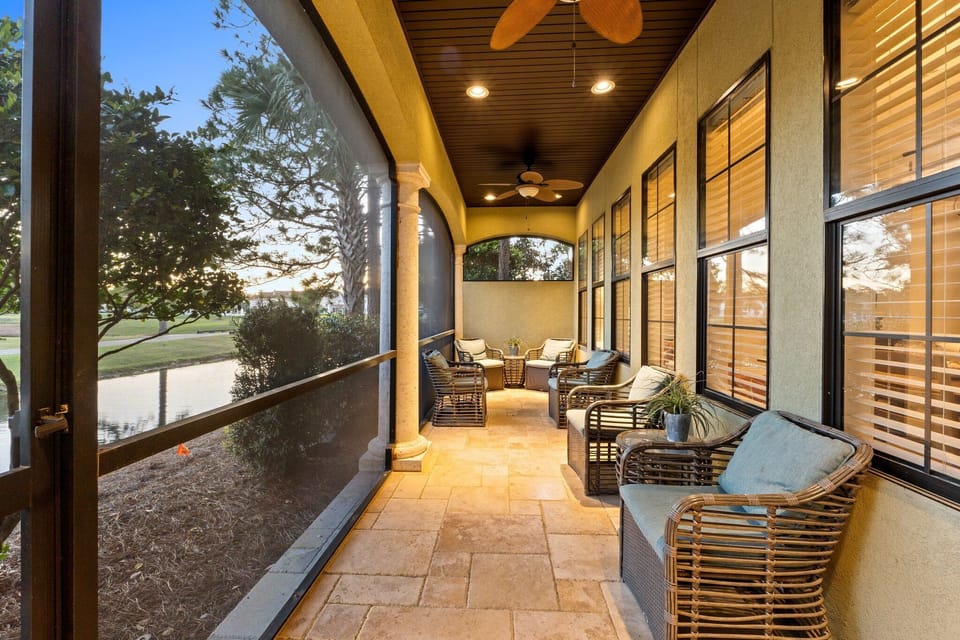 Get the best of the beach and the pool at the Beach House pool,  located at the beach access on the south side of the resort.
