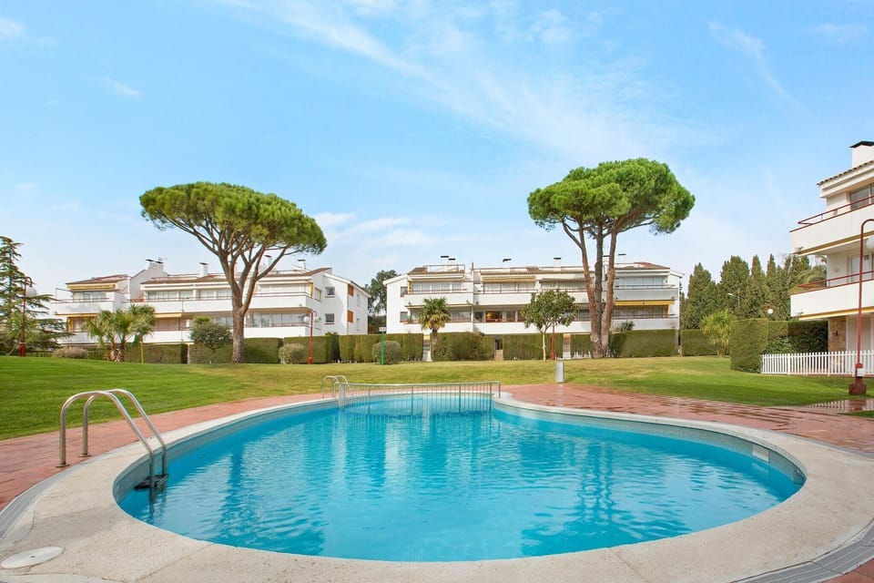 Holiday Home Swimming Pool