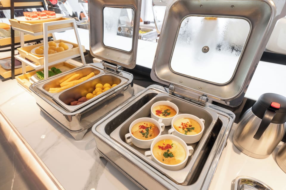 Daily buffet breakfast for a fee