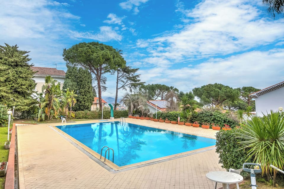Shared pool