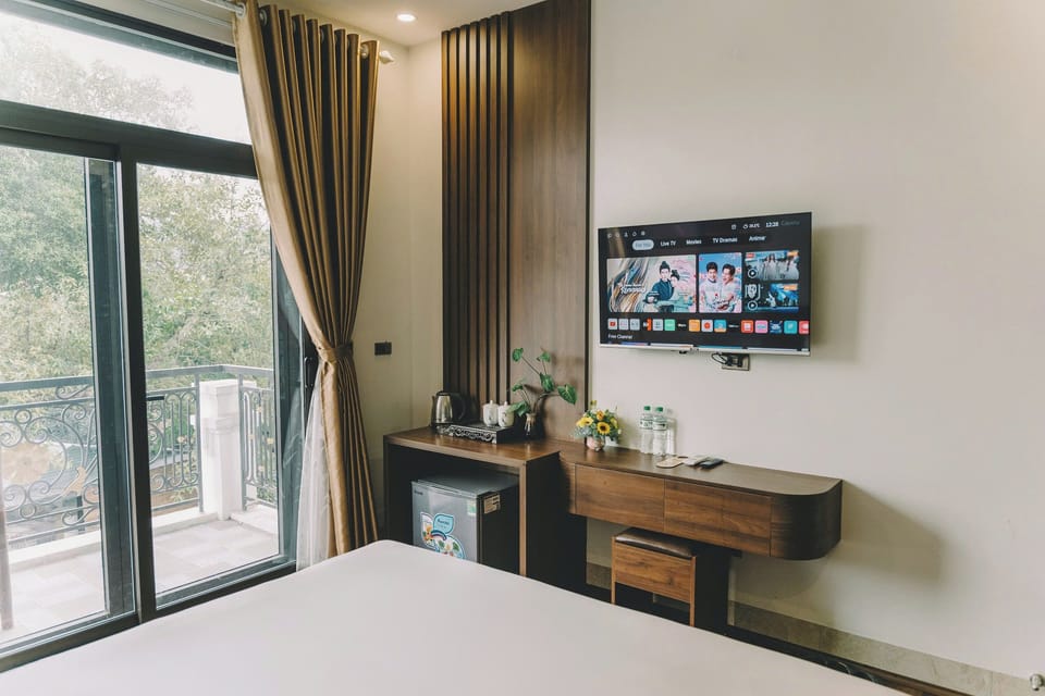 Deluxe Double Room, Non Smoking, Balcony | Desk, laptop workspace, blackout drapes, soundproofing