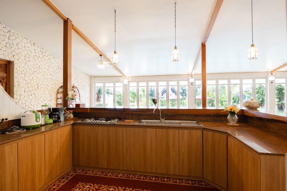 Villa, 4 Bedrooms, Patio | Private kitchenette | Fridge, electric kettle, toaster, rice cooker