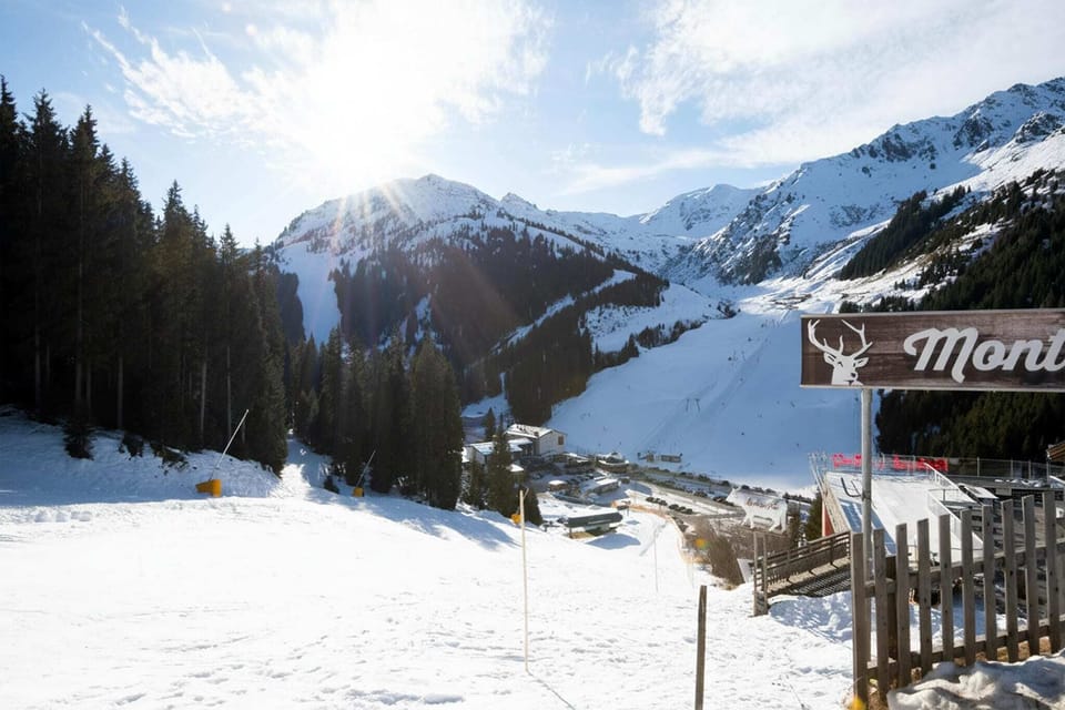 Region [winter] (>5 km)