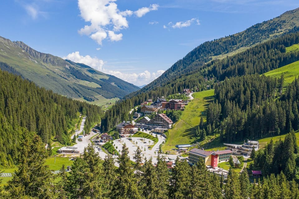Surroundings [summer] (1-5 km)