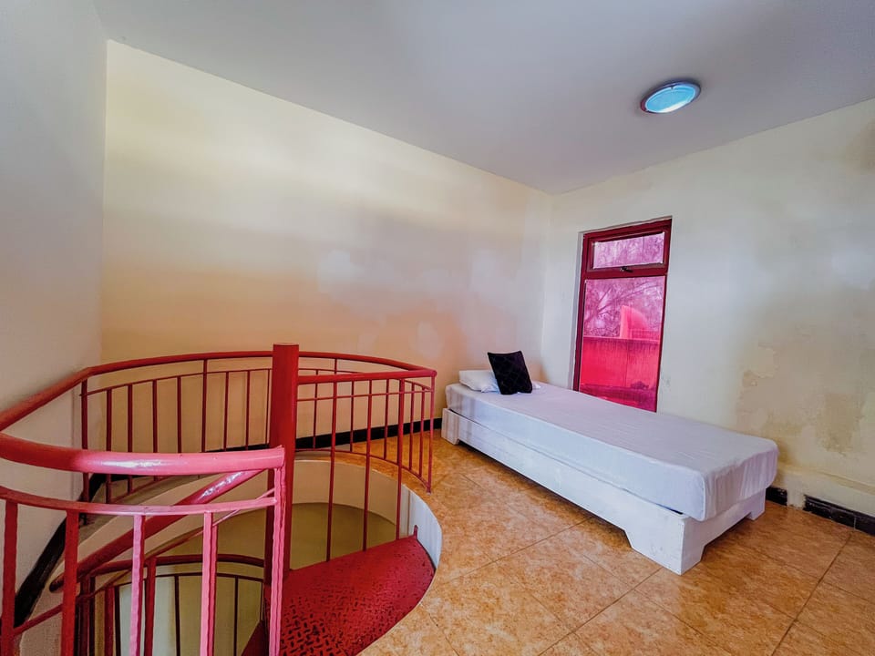 Deluxe Penthouse, Ocean View | Extra beds