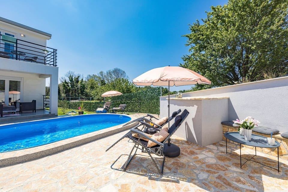 Holiday Home Swimming Pool
