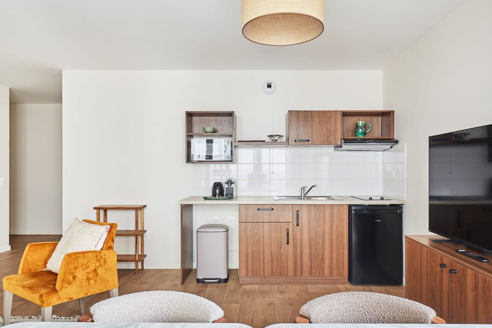 Private kitchenette