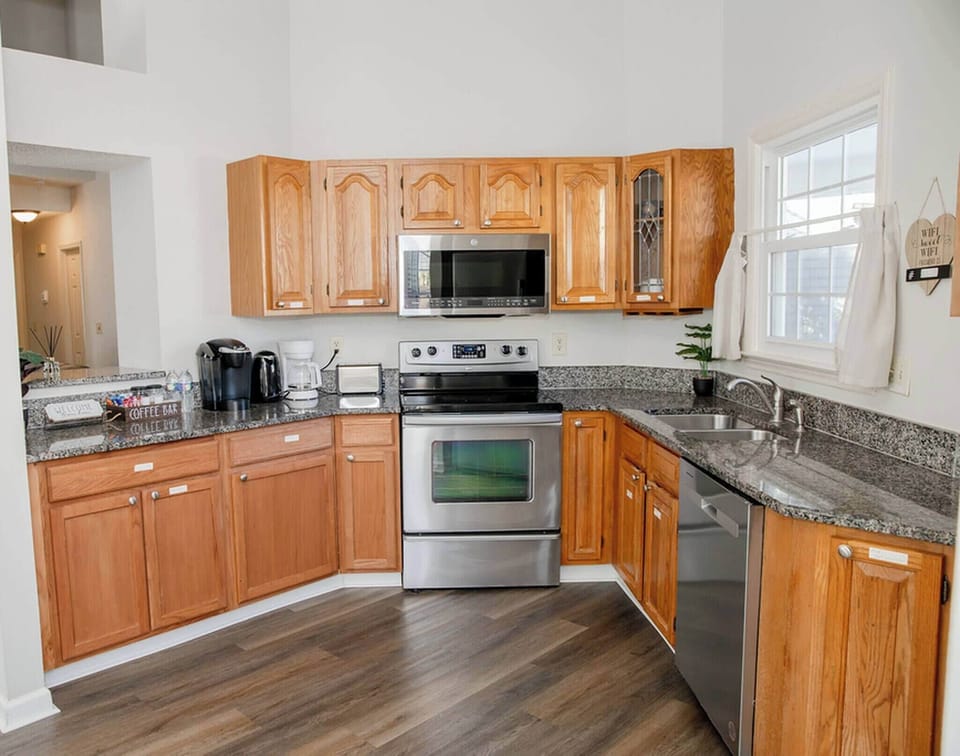 House, 3 Bedrooms, Accessible, Smoking | Interior