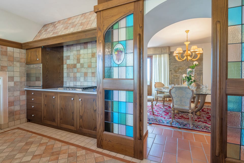Deluxe Villa, Patio, Hill View | Private kitchen | Fridge, microwave, oven, stovetop