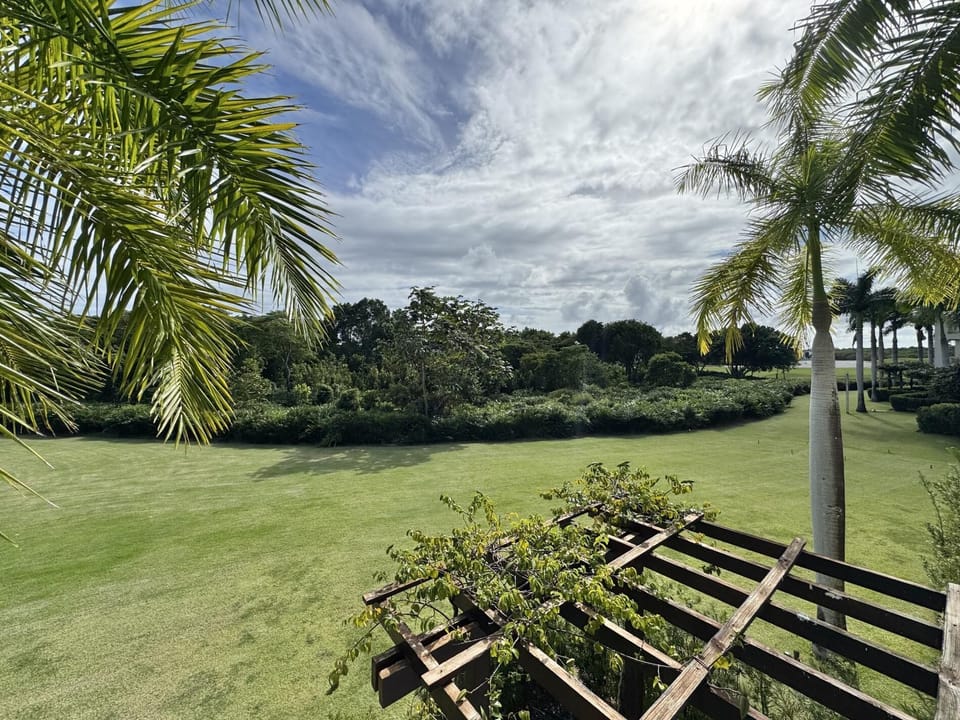 Spacious golf view apartment in Puntacana Resort & Club (6700)