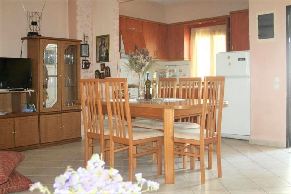 House | 4 bedrooms, soundproofing, Internet