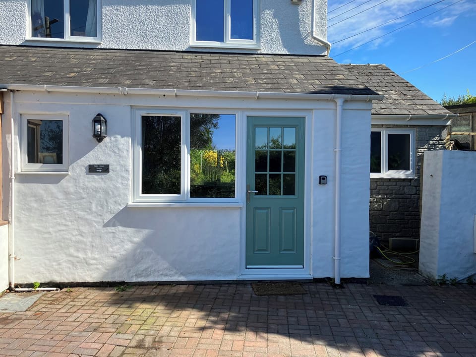 Cottage | Exterior detail