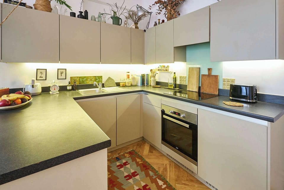 Brunswick Place Flat, Brighton and Hove - Host & Stay