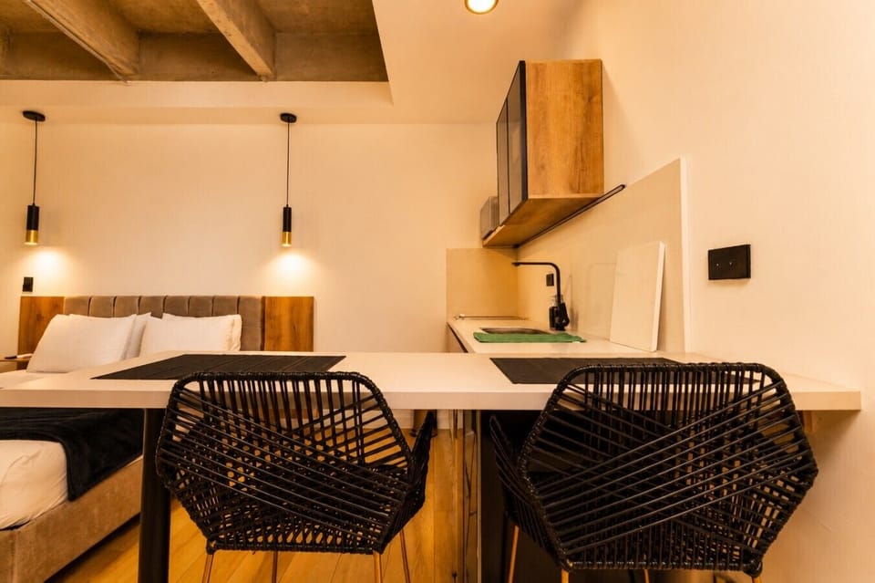 apartment loft in laureles, medellin digital nomads-20
