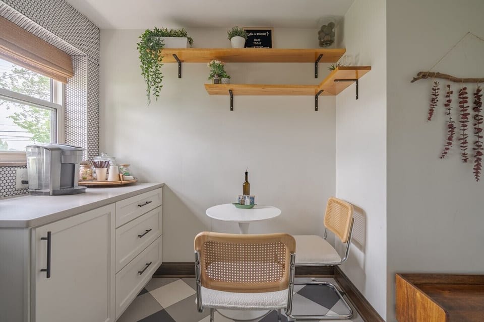 This little kitchen has everything you need to cook a meal or reheat leftovers from any of the amazing walkable restaurants nearby.