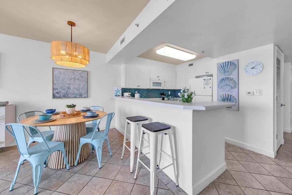 Condo, 1 King Bed with Sofa bed (Pelican Isle 211- Sugar Sands Retreat) | Dining