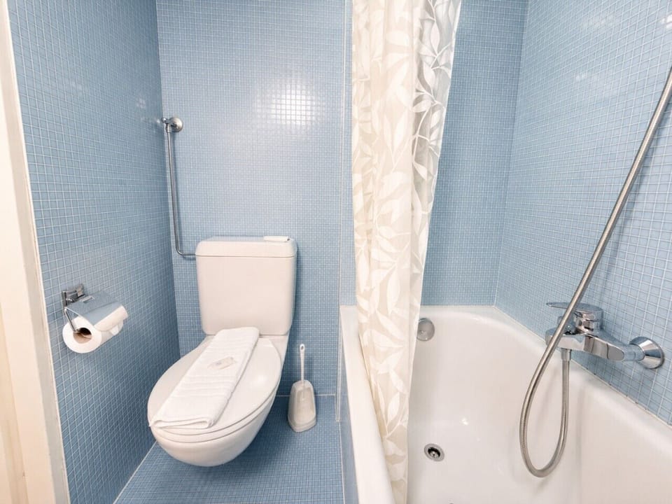 Art 05 Badezimmer 2