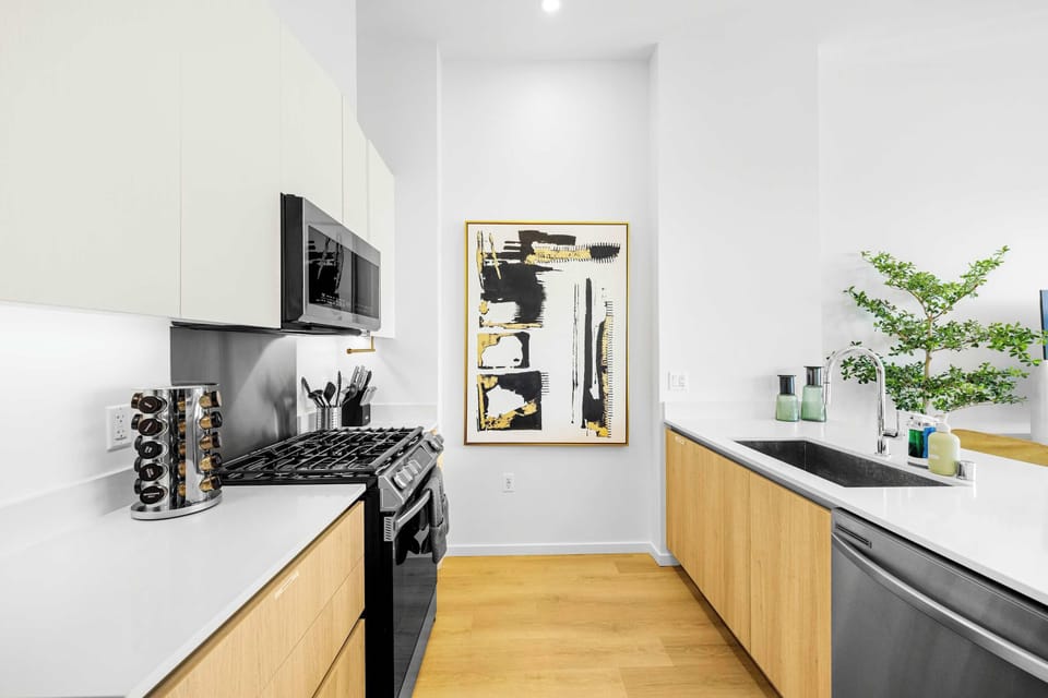 Apartment, Ocean View, Beachfront (1 Bedroom) | Private kitchen | Fridge, microwave, oven, dishwasher