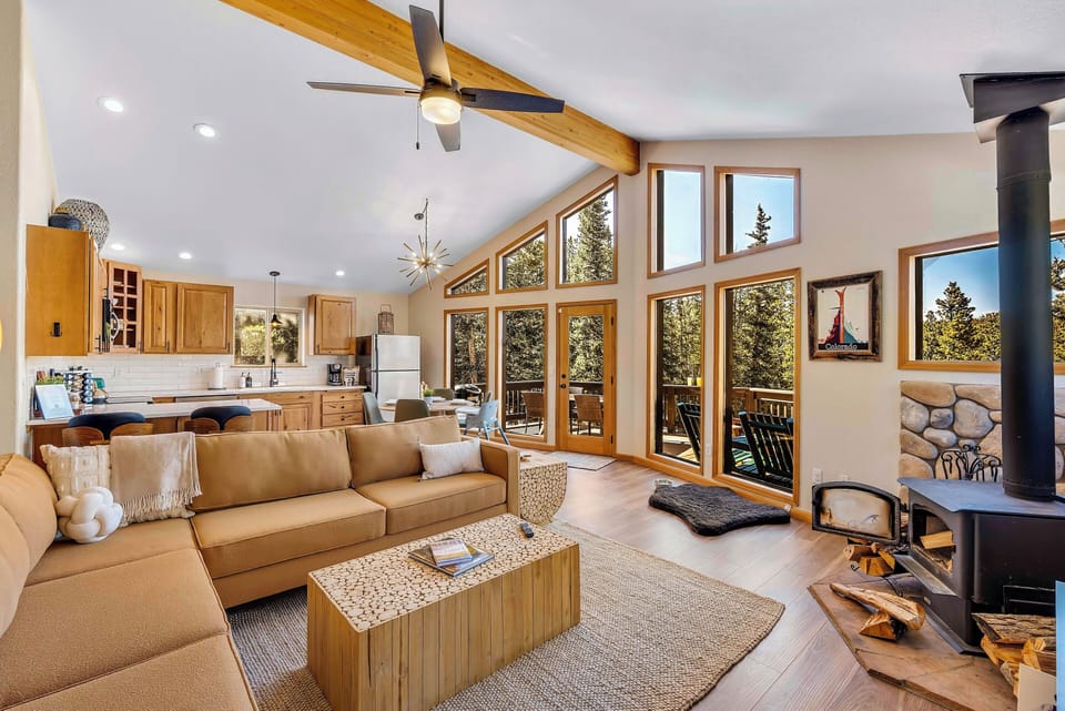 Starry Pines' amenities allow guest to spread out while being together. 