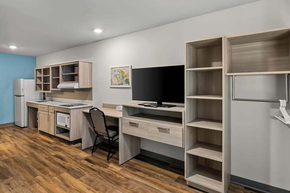Suite, 1 King Bed, Accessible, Non Smoking | Desk, laptop workspace, blackout drapes, free WiFi