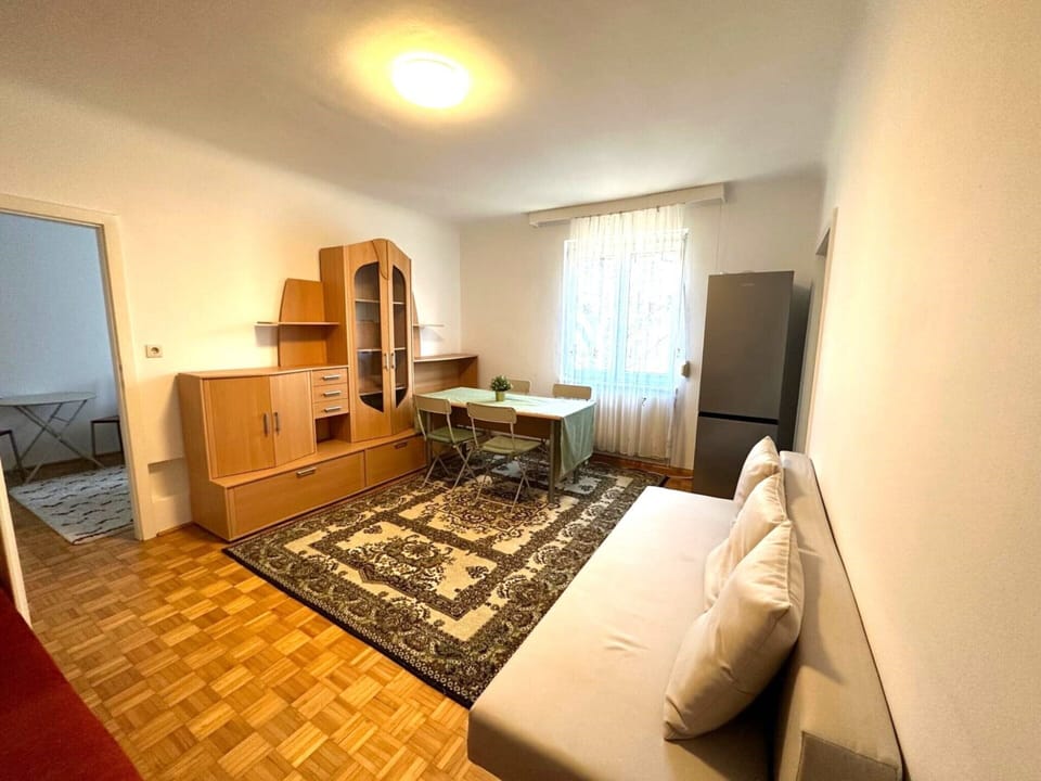 Apartment | Living room