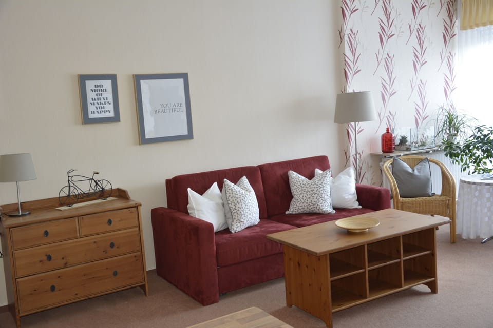 Classic Apartment, Garden View | Desk, laptop workspace, travel crib, WiFi (free)