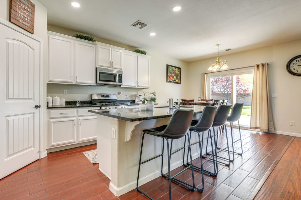 Kitchen | Drip Coffee Maker | Dishwasher | Cooking Basics