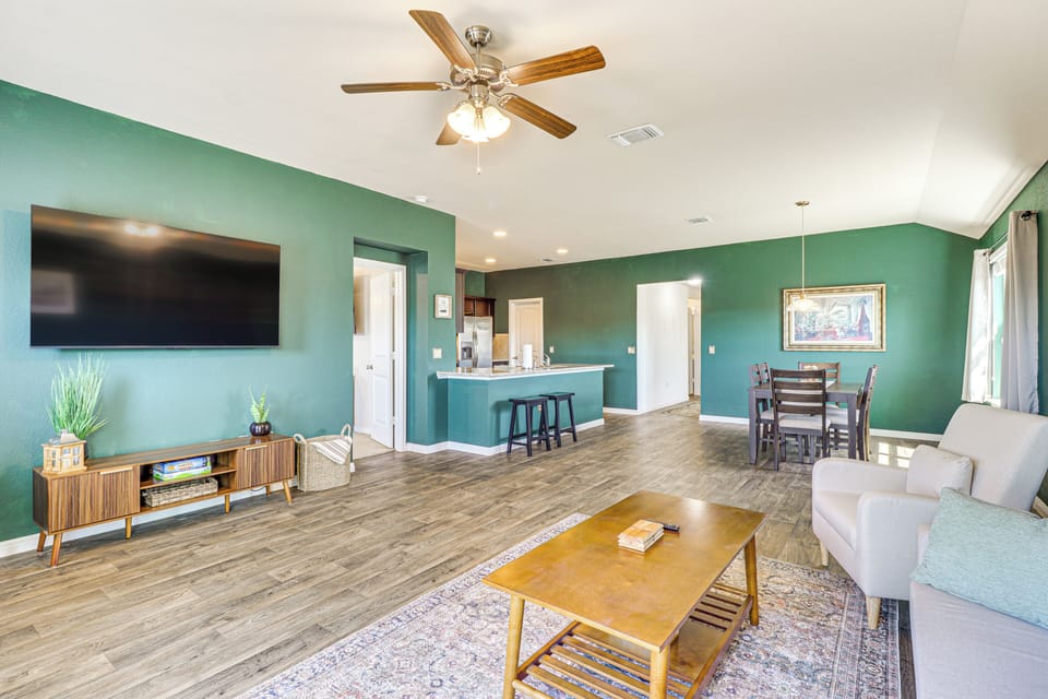 Living Room | Full Sleeper Sofa | Central A/C & Heating