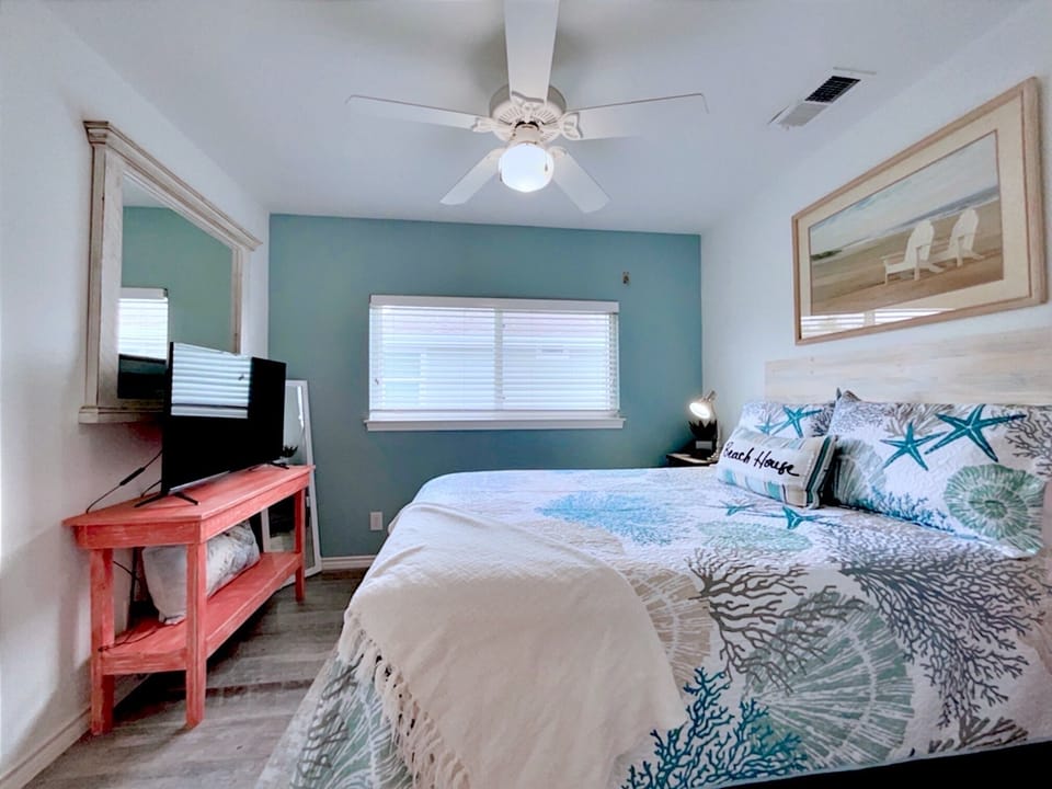 Secondary Bedroom with queen bed