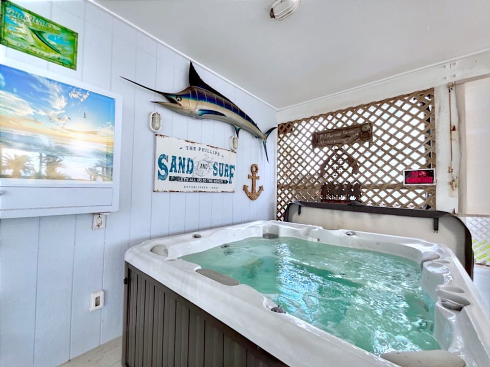 Hot tub