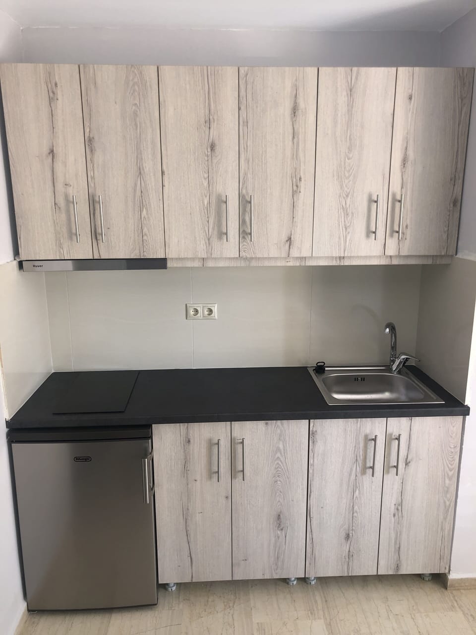 Studio | Private kitchen | Fridge