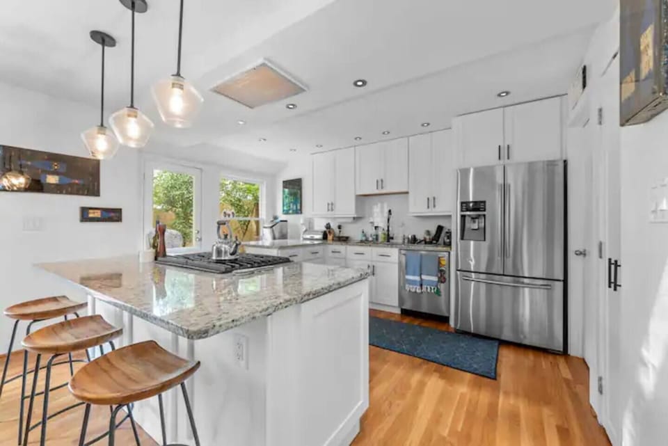 Kitchen (1)