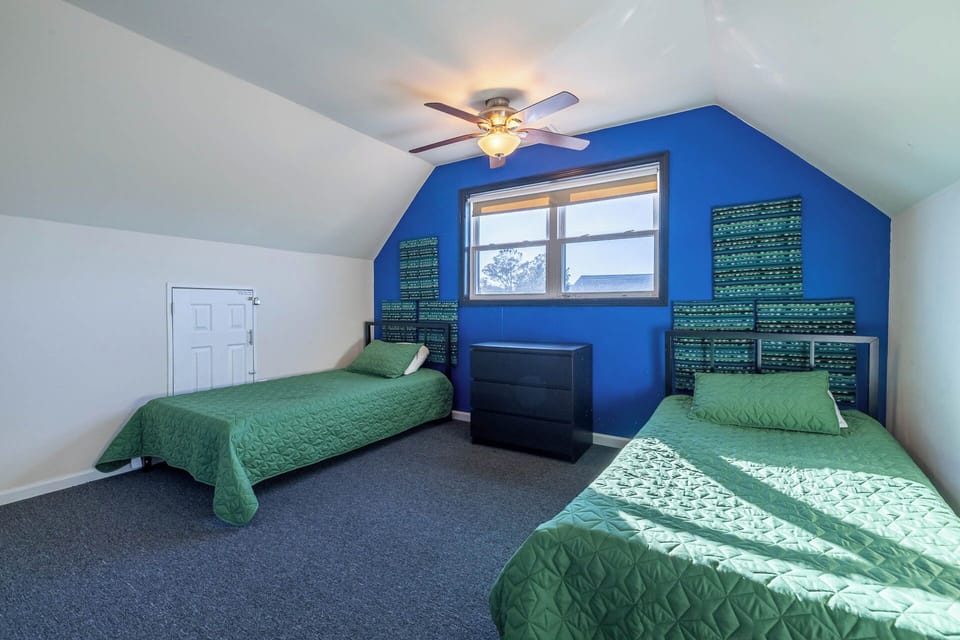 Upper Level Bedroom