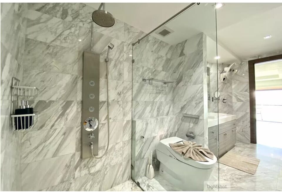 Villa, Ocean View | Bathroom | Soap, shampoo, toilet paper