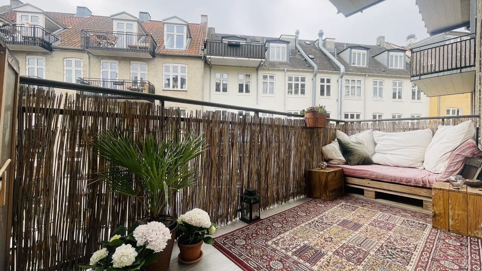 Balcony / Terrace / Patio